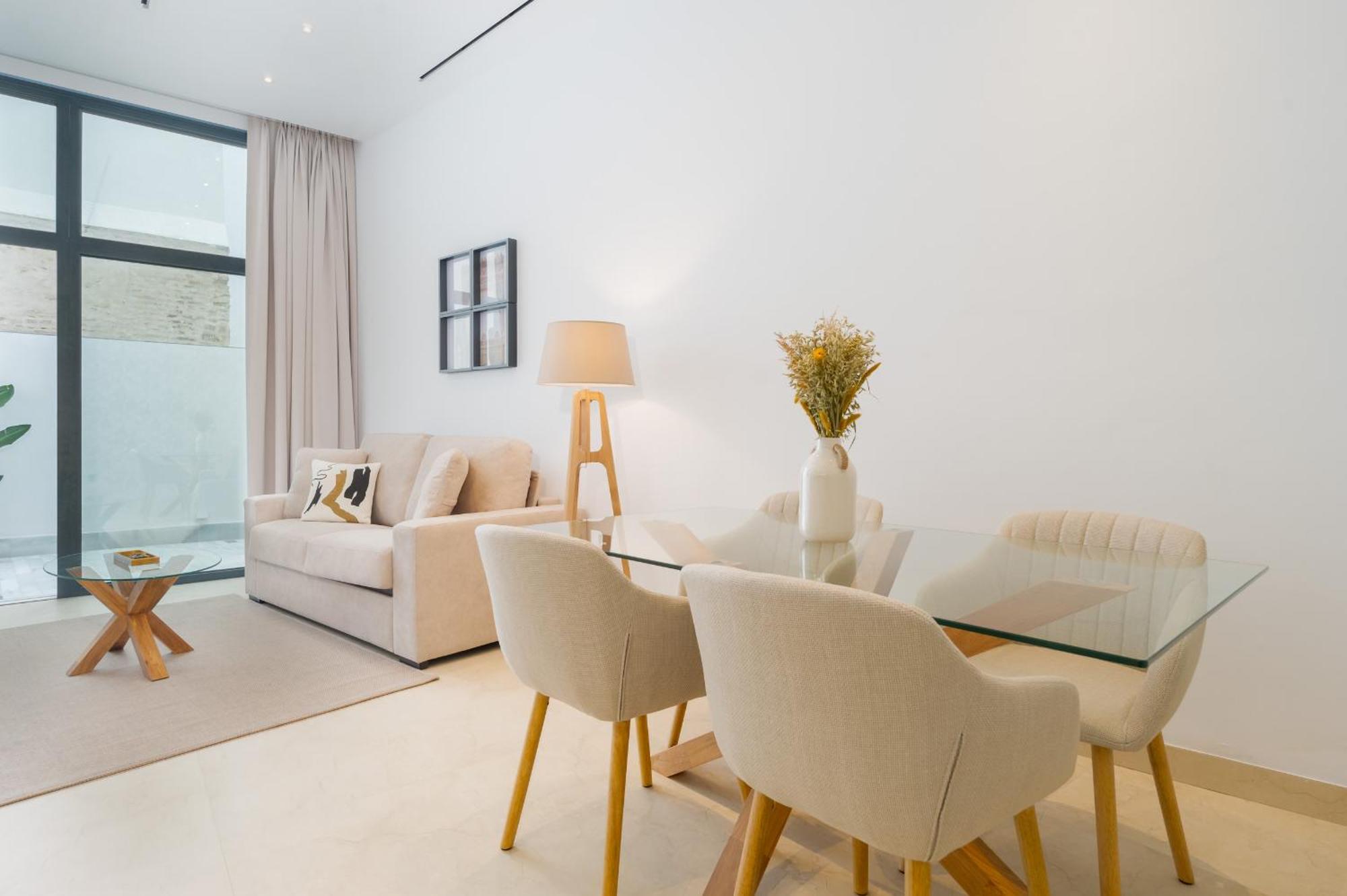New Design Apartment - Private Patio - Gallos 2 Seville Exterior photo